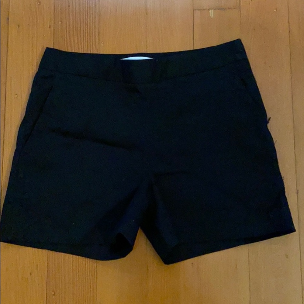 Everlane black shorts